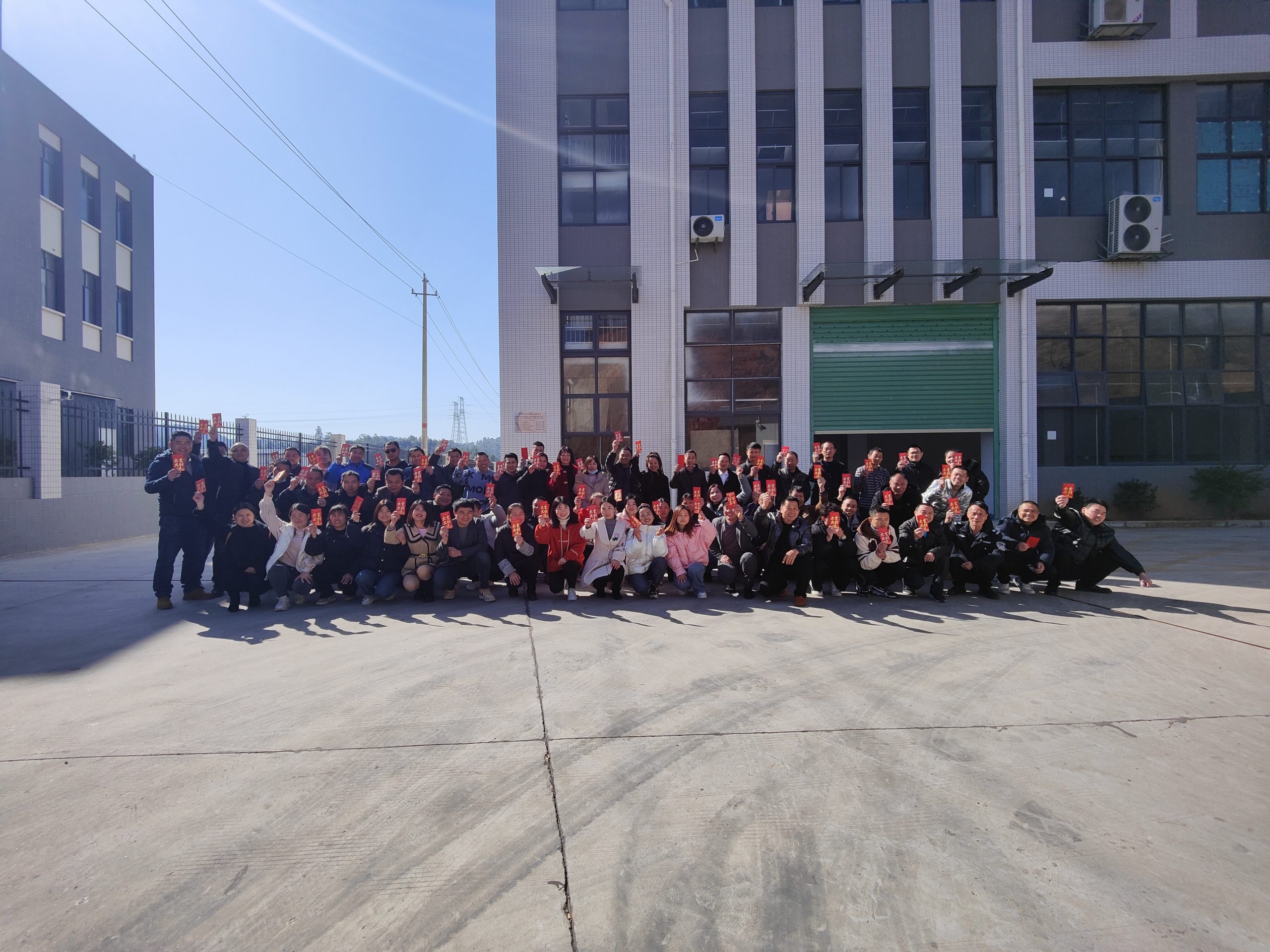 XLY manufacturing team